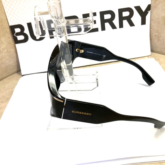 New Burberry Brooke BE4353 Black Shield sunglasses. No case - Picture 8 of 14